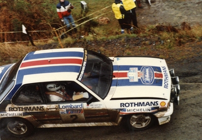 Ari Vatanen - Terry Harryman
31º Lombard RAC Rally 1982. Opel Ascona 400 (GG-CJ 690). Abandonó por accidente en SS30 Clocaenog 1  de 6.12 Km.

Del 21 al 25 de Noviembre, York, Inglaterra.
Superficie: asfalto - tierra.

El Rally tenia un total de 2970.00 km de los que 711.73 km divididos en 69 tramos eran especiales, (una de ellas fue cancelada SS46 Yair de 8.53 Km).

Se inscribieron 161 equipos, tomaron la salida 146, finalizaron 63.@
Palabras clave: ;Opel_Ascona;Gran_Bretaña;1982;RAC_Rally;Inglaterra
