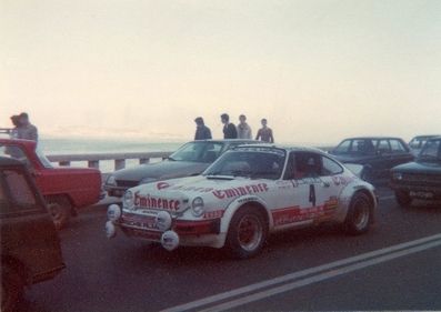 Jean-Luc Thérier - Michel Vial
16º Rallye de Portugal Vinho do Porto 1982. Porsche 911 SC (1717 SC 34). Abandonó por la suspensión del coche en SS32 Viseu 3 de 25.96 Km.

Del 3 al 6 de Marzo, Estoril, Cascais, Lisboa, Portugal.
Superficie: asfalto - tierra.
El Rally tenia un total 2312 km de los que 637.07 km divididos 40 tramos eran especiales.
Se inscribieron 107 equipos, tomaron 91, finalizaron 23.@
Palabras clave: ;Porsche;Portugal;1982