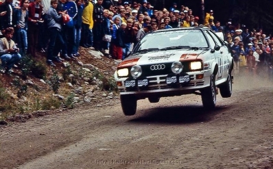 Michèle Mouton - Fabrizia Pons
32º Rally of the 1000 Lakes 1982. Audi Quattro (IN-NK 84). Abandonó por accidente en SS16 Korpijarvi de 3.74 km

Del 27 al 29 de Agosto, Jyväskylä, Finlandia.
Superficie: tierra.

El Rally tenia un total de 1432.00 km de los que 479.82 km divididos en 47 tramos eran especiales, (una de ellas fue cancelada SS39 Kalasaari de8.85 km).

Tomaron la salida 154 equipos, finalizaron 68.@
Palabras clave: Michele_Mouton;Audi;Quattro;Finlandia;1982;Womens;Mujeres;