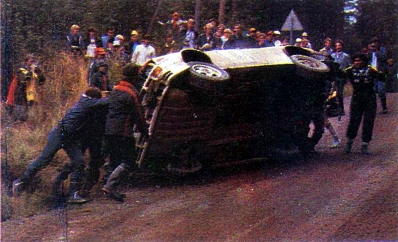 Michèle Mouton - Fabrizia Pons
32º Rally of the 1000 Lakes 1982. Audi Quattro (IN-NK 84). Abandonó por accidente en SS16 Korpijarvi de 3.74 km

Del 27 al 29 de Agosto, Jyväskylä, Finlandia.
Superficie: tierra.

El Rally tenia un total de 1432.00 km de los que 479.82 km divididos en 47 tramos eran especiales, (una de ellas fue cancelada SS39 Kalasaari de8.85 km).

Tomaron la salida 154 equipos, finalizaron 68.@

Palabras clave: Michele_Mouton;Finlandia;1982;Mujeres;Womens;Crash;Audi;Quattro