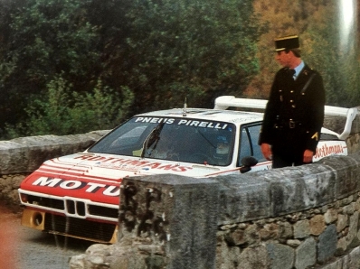 Bernard Darniche - Alain Mahé
26º Tour de Corse - Rallye de France 1982. BMW M1 (4888 PM 78). Abandonó por pérdida de aceite en SS10 Ponte Rosso - Borgo de 42.60 Km.

Del 6 al 8 de Mayo, Ajaccio, Córcega, Francia.
Superficie: asfalto.

El Rally tenia un total de 1616.70 km de los que 1176.10 km divididos en 27 tramos eran especiales.

Se inscribieron 181 equipos, tomaron la salida 177, finalizaron 47.@

Palabras clave: ;BMW;Grupo_B;Corse;Corcega;1982;M1
