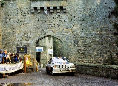Jimmy McRae - Ian Grindrod
31º Lombard RAC Rally 1982. Opel Ascona 400 (GG-CK 188). Abandonó por el eje trasero en SS40 Lambton de 2.90 Km.

Del 21 al 25 de Noviembre, York, Inglaterra.
Superficie: asfalto - tierra.

El Rally tenia un total de 2970.00 km de los que 711.73 km divididos en 69 tramos eran especiales, (una de ellas fue cancelada SS46 Yair de 8.53 Km).

Se inscribieron 161 equipos, tomaron la salida 146, finalizaron 63.@
Palabras clave: Jimmy_McRae;Opel;Ascona;Gran_Bretaña;1982;RAC_Rally;Inglaterra