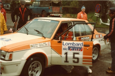 Anders Kullang - Bruno Berglund
31º Lombard RAC Rally 1982. Mitsubishi Lancer 2000 Turbo (St 944.703). Abandonó por el embregue en SS44 Splashetts de 31.06 Km.

Del 21 al 25 de Noviembre, York, Inglaterra.
Superficie: asfalto - tierra.

El Rally tenia un total de 2970.00 km de los que 711.73 km divididos en 69 tramos eran especiales, (una de ellas fue cancelada SS46 Yair de 8.53 Km).

Se inscribieron 161 equipos, tomaron la salida 146, finalizaron 63.@
Palabras clave: ;Mitsubishi;Lancer;Turbo;Gran_Bretaña;RAC_Rally;1982;Inglaterra