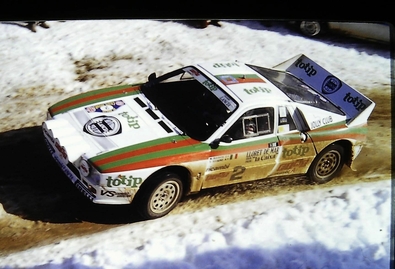 Massimo "Miki" Biasion - Tiziano Siviero
31º Rally Costa Brava 1983. Lancia Rally 037 (TO Y63863). Clasificado 1º.

Del 18 al 20 de Febrero, Lloret de Mar, Girona, Catalunya, España.
Superficie: asfalto - tierra.

El Rally tení­a un total de 1356.5 km de los que 519.10 km divididos en 44 tramos eran especiales.

Tomaron la salida 68 equipos, finalizaron 20.

© Vicenc Llenas Pinsach
@
Palabras clave: Miki_Biasion;Lancia;Rally;Grupo_B;Costa_Brava;1983;Nieve