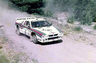 Walter Röhrl - Christian Geistdörfer
30º Rothmans Acropolis Rally 1983. Lancia Rally 037 (TO Y88745). Clasificado 1º.

Del 30 de Mayo al 2 de Junio, Atenas, Grecia.
Superficie: tierra.

El Rally tenia un total de 2264 km de los que 843.30 km divididos en 45 tramos eran especiales, (uno de ellos fue cancelado SS22 Tsouka de 6.57 km).

Tomaron la salida 120 equipos, finalizaron 36.@
Palabras clave: Walter_Röhrl;Lancia;Rally;Grecia;Grupo_B;1983;Acropolis
