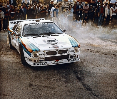 Markku Alén - Ilkka Kivimaki
27º Tour de Corse - Rallye de France 1983. Lancia Rally 037 (TO-Y 88744). Clasificado 1º.

Del 5 al 7 de Mayo, Ajaccio, Córcega, Francia.
Superficie: asfalto.

El Rally tenia un total de 1715.10 km de los que 1066.10 km divididos en 32 tramos eran especiales.

Tomaron la salida 178 equipos, finalizaron 57.@
Palabras clave: Markku_Alen;Lancia;Corcega;Grupo_B;1983;Corse