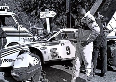 Asistencia del Equipo Martini Racing en el 27º Tour de Corse - Rallye de France 1983
En el Lancia Rally 037 (TO-Y 88744) de Markku Alén - Ilkka Kivimaki, clasificado 1º.

Del 5 al 7 de Mayo, Ajaccio, Córcega, Francia.
Superficie: asfalto.

El Rally tenia un total de 1715.10 km de los que 1066.10 km divididos en 32 tramos eran especiales.

Tomaron la salida 178 equipos, finalizaron 57.@
Palabras clave: Markku_Alen;Lancia;Corcega;Grupo_B;1983;Corse;Asistencias;Personajes