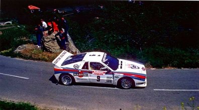 Markku Alén - Ilkka Kivimaki
27º Tour de Corse - Rallye de France 1983. Lancia Rally 037 (TO-Y 88744). Clasificado 1º.

Del 5 al 7 de Mayo, Ajaccio, Córcega, Francia.
Superficie: asfalto.

El Rally tenia un total de 1715.10 km de los que 1066.10 km divididos en 32 tramos eran especiales.

Tomaron la salida 178 equipos, finalizaron 57.@
Palabras clave: Markku_Alen;Lancia;Corcega;Grupo_B;1983;Corse