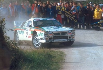 Massimo (Miki) Biasion - Tiziano Siviero
11º Rallye di San Marino - Trofeo Stracciari 1983. Lancia Rally 037. Clasificado 1º.

Del 10 al 12 de Noviembre, San Marino.

Desconocemos de cuantos kilómetros tanto totales como cronometrados constaba la prueba.

Tomaron la salida 71 equipos, finalizaron 23.@
Palabras clave: Miki_Biasion;San_Marino;Lancia;Rally;Grupo_B;1983