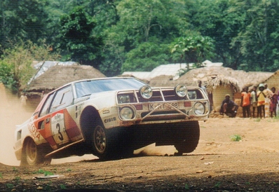 Bjorn Waldegard - Hans Thorszelius
15º Rallye Côte d'Ivoire 1983. Toyota Celica Twincam Turbo (TCT). Clasificado 1º.

Del 25 al 30 de Octubre, Abidjan.
Superficie: tierra.

El Rally tenia un total de 4,498.00 Km.

Tomaron la salida 50 equipos, finalizaron 8.@
Palabras clave: ;Toyota;Celica;TCT;Grupo_B;Costa_Marfil;1983