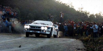 Markku Alén - Ilkka Kivimäki
25º Rallye Sanremo 1983. Lancia Rally 037 (TO X98907). Clasificado 1º.

Del 2 al 7 de Octubre, Sanremo, Liguria, Imperia, Italia.
Superficie: Asfalto - tierra

El Rally tenia un total de 2695.00 km de los que 775.89 km divididos en 58 tramos, eran especiales.

Se inscribieron 97 equipos, tomaron la salida 97, finalizaron 36.@
Palabras clave: Markku_Alen;Lancia;Rally;Sanremo;1983;Grupo_B