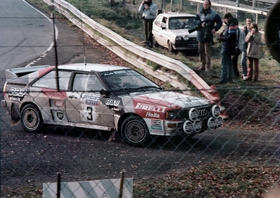 Stig Blomqvist - Bjorn Cederberg
32º Lombard RAC Rally 1983. Audi Quattro A2 (44 CMN). Clasificado 1º.

Del 19 al 22 de Noviembre, Bath, Inglaterra.
Superficie: tierra.

El Rally tenia un total de 2231 km de los que 835.33 km divididos en 59 tramos eran especiales, (2 de ellas fueron canceladas SS22 Wark de 38.14 Km y SS41).

Se inscribieron 139 equipos, tomaron la salida 127, finalizaron 61.@
Palabras clave: Stig_Blomqvist;Audi;Quattro;Gran_Bretaña;Grupo_B;1983;RAC_Rally;Inglaterra;