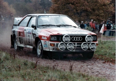 Stig Blomqvist - Bjorn Cederberg
32º Lombard RAC Rally 1983. Audi Quattro A2 (44 CMN). Clasificado 1º.

Del 19 al 22 de Noviembre, Bath, Inglaterra.
Superficie: tierra.

El Rally tenia un total de 2231 km de los que 835.33 km divididos en 59 tramos eran especiales, (2 de ellas fueron canceladas SS22 Wark de 38.14 Km y SS41).

Se inscribieron 139 equipos, tomaron la salida 127, finalizaron 61.@
Palabras clave: Stig_Blomqvist;Audi;Quattro;Gran_Bretaña;Grupo_B;1983;RAC_Rally;Inglaterra;