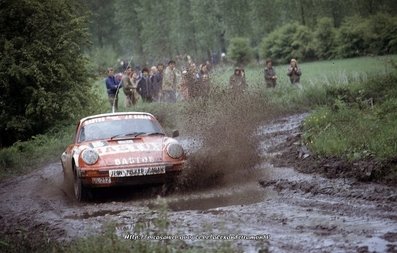 Patrick Snijers -  Dany Colebunders
12º Lotto Haspengouwrally 1983. Porsche 911 SC (Gr.4). Clasificado 2º.
Tomaron la salida 129 equipos, finalizaron 52.@
Palabras clave: Patrick_Snijers;Porsche;Haespengouwrally;1983