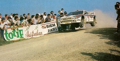 Walter Röhrl - Christian Geistdörfer
25º Rallye Sanremo 1983. Lancia Rally 037 (TO Y88745). Clasificado 2º.

Del 2 al 7 de Octubre, Sanremo, Liguria, Imperia, Italia.
Superficie: Asfalto - tierra

El Rally tenia un total de 2695.00 km de los que 775.89 km divididos en 58 tramos, eran especiales.

Se inscribieron 97 equipos, tomaron la salida 97, finalizaron 36.@
Palabras clave: Walter_Rohrl;Lancia;Rally;Grupo_B;Sanremo;1983;saltos