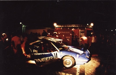 Asistencia del Equipo Ferrari France - Pozzi en el 19º Ypres 24 Horas Rally 1983
En el  Ferrari 308 GTB (8803 KL 92) de Francis Vincent - Willy Huret, clasificado 3º.

Del 24 al 26 de Junio, Ypres, Bélgica.
Superficie: asfalto.

El Rally tenía 512.00 km cronometrados divididos en dos etapas y 53 tramos especiales.

Tomaron la salida 176 equipos, finalizaron 77.@
Palabras clave: Ferrari;GTB;Ypres;Grupo_B;1983;Asistencias