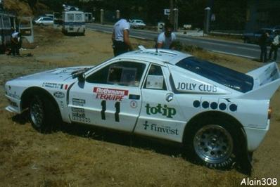 Adartico Vudafieri - Luigi Pirollo
27º Tour de Corse - Rallye de France 1983. Lancia Rally 037 (MI-81459S). Clasificado 3º.

Del 5 al 7 de Mayo, Ajaccio, Córcega, Francia.
Superficie: asfalto.

El Rally tenia un total de 1715.10 km de los que 1066.10 km divididos en 32 tramos eran especiales.

Tomaron la salida 178 equipos, finalizaron 57.@
Palabras clave: ;Lancia;Corcega;1983;Grupo_B;Corse