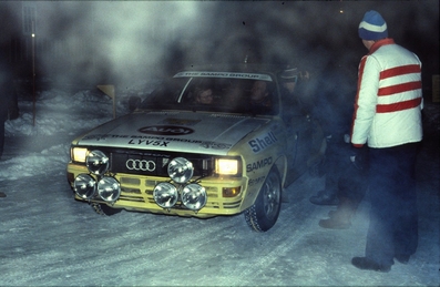 Lasse Lampi - Pentti Kuukkala
33º International Swedish Rally 1983. Audi Quattro A1 (LYV 5X). Clasificado 3º.

Del 11 al 13 de Febrero, Karlstad,
Superficie: nieve - hielo.

El Rally tenia un total de 1505.00 km de los que 476.10 km divididos en 25 tramos eran especiales (uno de ellas fue cancelada SS12 Radasjon de 6 Km).

Se inscribieron 137 equipos, tomaron la salida 137, finalizaron 67.@
Palabras clave: ;Audi;Grupo_B;Quattro;Suecia;nieve;1983