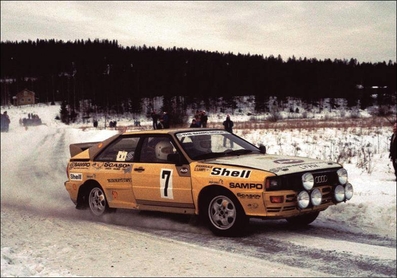 Lasse Lampi - Pentti Kuukkala
33º International Swedish Rally 1983. Audi Quattro A1 (LYV 5X). Clasificado 3º.

Del 11 al 13 de Febrero, Karlstad,
Superficie: nieve - hielo.

El Rally tenia un total de 1505.00 km de los que 476.10 km divididos en 25 tramos eran especiales (uno de ellas fue cancelada SS12 Radasjon de 6 Km).

Se inscribieron 137 equipos, tomaron la salida 137, finalizaron 67.@
Palabras clave: ;Audi;Grupo_B;Quattro;Suecia;nieve;1983