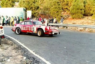 Patrick Snijers - Lambert Peeters
7º El Corte Inglés 1983 (Canarias). Porsche 911 SC. Clasificado 3º.@
Palabras clave: Patrick_Snijers;Porsche;SC;Corte_Ingles;Canarias;1983