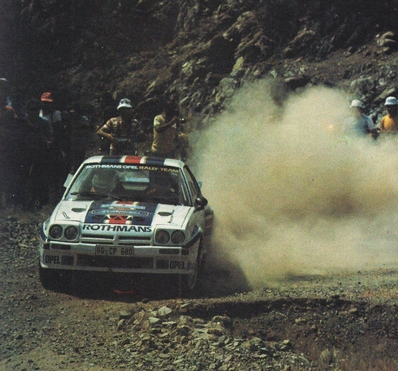 Ari Vatanen - Terry Harryman
30º Rothmans Acropolis Rally 1983. Opel Manta 400 (GG-CP 680). Clasificado 4º.

Del 30 de Mayo al 2 de Junio, Atenas, Grecia.
Superficie: tierra.

El Rally tenia un total de 2264 km de los que 843.30 km divididos en 45 tramos eran especiales, (uno de ellos fue cancelado SS22 Tsouka de 6.57 km).

Tomaron la salida 120 equipos, finalizaron 36.@
Palabras clave: ;Opel;Manta;Grecia;Grupo_B;1983;Acropolis