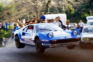 Francis Vincent - Willy Huret
26º Critérium Alpin - Behra 1983. Ferrari 308 GTB. Clasificado 4º.

Del 8 al 10 de Abril, Nice, Grasse, Alpes-Maritimos, Riviera Francesa, Francia.
Superficie: asfalto.

Desconocemos de cuantos kilómetros tanto totales como cronometrados constaba la prueba.

Tomaron la salida 147 equipos, finalizaron 67.@
Palabras clave: ;Ferrari;GTB;Criterium_Alpin-Behra;1983;