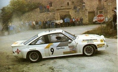 Juan Carlos Oñoro - Jose López Orozco
19º Rally Catalunya 1983. Opel Manta 400. Clasificado 4º.

Foto en el tramo de Santa Perpetua, hoy en dia llamado 