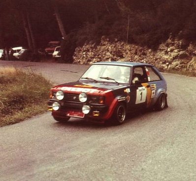 Antonio Zanini Sans - Pedro Graci­a
19º Rally Catalunya 1983. Talbot Sunbeam Lotus. Clasificado 5º.

Del 21 al 23 de Octubre, Catalunya, España.
Superficie: asfalto.

El Rally tenia un total de 356.90 km cronometrados, desconocemos en cuantos tramos especiales se dividian.

Tomaron la salida 97 equipos, finalizaron 54.@
Palabras clave: Antonio_Zanini;Catalunya;Talbot;Lotus;Sunbeam;1983;Grupo_B