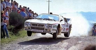 Massimo (Miki) Biasion - Tiziano Siviero
25º Rallye Sanremo 1983. Lancia Rally 037. Clasificado 5º.

Del 2 al 7 de Octubre, Sanremo, Liguria, Imperia, Italia.
Superficie: Asfalto - Grava.

El Rally tenia un total de 2695.00 km de los que 775.89 km divididos en 58 tramos, eran especiales.

Tomaron la salida 97, finalizaron 36.@
Palabras clave: ;Tiziano_Siviero;Lancia;Rally;Grupo_B;Sanremo;1983