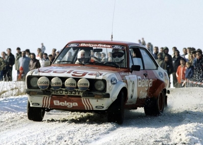 Robert Droogmans - Ronny Joosten
Int. Sachs Winter Rally 1983. Ford Escort RS 1800 Mk2. Clasificado 5º.
Tomaron la salida 78, finalizaron 53.@
Palabras clave: Robert_Droogmans;Ford;Escort;MKII;Alemania;Sachs_Winter;1983;nieve