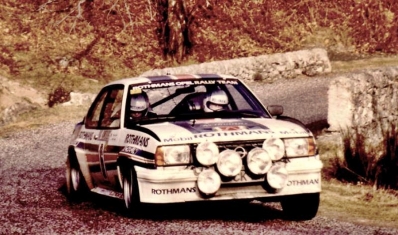 Henri Toivonen - Fred Gallagher
51º Rallye Automobile de Monte-Carlo 1983. Opel Ascona 400, (GG-CK 217). Clasificado 6º.
Rothmans Opel Rally Team

Del 22 al 28 de Enero, Monte-Carlo.
Superficie: asfalto - nieve.

RMC clasificó a todos los equipos que terminaron el "Parcours Commun" (después de SS21).
De los 150 equipos, solo los 100 mejores pudieron competir en el último tramo "Parcours Final".
Los equipos que no completaron todas las etapas recibieron tiempos de penalización, incluso para aquellos que no terminaron el último tramo.
86 equipos completaron todo el rally, dos fueron descalificados.

El Rally tenia un total de 4197 km de los que 709 km divididos en 31 tramos eran especiales, (2 de ellas fue canceladas SS6 Pont des Miolans de 22 Km y SS15 St Jeans en Royans de 38 Km).

Se inscribieron 263 equipos, tomaron la salida 250, finalizaron 149.
@
Palabras clave: Henri_Toivonen;Opel;Ascona;Montecarlo;Grupo_B;1983
