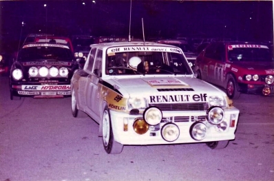 Jean Ragnotti - Jean-Marc Andrié
51º Rallye Automobile de Monte-Carlo 1983. Renault 5 Turbo "Tour de Corse" (6005 XA 91). Clasificado 7º.

Del 22 al 28 de Enero, Monte-Carlo.
Superficie: asfalto - nieve.

RMC clasificó a todos los equipos que terminaron el "Parcours Commun" (después de SS21).
De los 150 equipos, solo los 100 mejores pudieron competir en el último tramo "Parcours Final".
Los equipos que no completaron todas las etapas recibieron tiempos de penalización, incluso para aquellos que no terminaron el último tramo.
86 equipos completaron todo el rally, dos fueron descalificados.

El Rally tenia un total de 4197 km de los que 709 km divididos en 31 tramos eran especiales, (2 de ellas fue canceladas SS6 Pont des Miolans de 22 Km y SS15 St Jeans en Royans de 38 Km).

Se inscribieron 263 equipos, tomaron la salida 250, finalizaron 149.@
Palabras clave: ;Renault;Turbo;Grupo_B;Montecarlo;1983