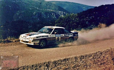 Jimmy McRae - Ian Grindrod
30º Rothmans Acropolis Rally 1983. Opel Manta 400 (GG-CT 205). Clasificado 8º.

Del 30 de Mayo al 2 de Junio, Atenas, Grecia.
Superficie: tierra.

El Rally tenia un total de 2264 km de los que 843.30 km divididos en 45 tramos eran especiales, (uno de ellos fue cancelado SS22 Tsouka de 6.57 km).

Tomaron la salida 120 equipos, finalizaron 36.@
Palabras clave: Jimmy_McRae;Acropolis;Grecia;Opel;Manta;Grupo_B;1983