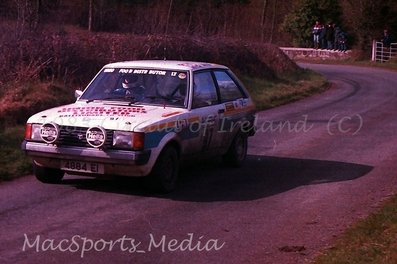 K.Edwards - King
44º Rothmans Circuit of Ireland Rally 1983. Talbot Lotus Sunbeam. Clasificado 8º.

Del 1 al 5 de Abril, Belfast, Irlanda del Norte.

El Rally tenia un total de 864.82 Km cronometrados divididos en 5 etapas y 54 tramos eran especiales (2 de ellos fueron cancelados SS34 Glen Ellen de 13.26 km y SS41 Ballybuck de 17.28km).

Tomaron la salida 105 equipos, finalizaron 34.@
Palabras clave: Talbot;Sunbeam;Lotus;Grupo_B;Circuit_Ireland;Irlanda;1983