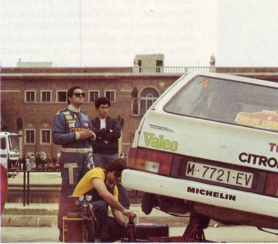 Rizos - Joaqui­n Verdegay
19º Rally Catalunya 1983. Citroën Visa Trophée (M-7721-EV). Clasificado 10º.

Del 21 al 23 de Octubre, Catalunya, España.
Superficie: asfalto.

El Rally tenia un total de 356.90 km cronometrados, desconocemos en cuantos tramos especiales se dividian.

Tomaron la salida 97 equipos, finalizaron 54.@
Palabras clave: Citroen;Visa;Catalunya;Grupo_B;1983