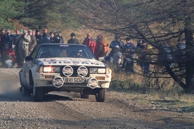 Peter Geitel - Mike Wood
32º Lombard RAC Rally 1983. Nissan 240RS. Clasificado 12º.

Del 19 al 22 de Noviembre, Bath, Inglaterra.
Superficie: tierra.

El Rally tenia un total de 2231 km de los que 835.33 km divididos en 59 tramos eran especiales, (2 de ellas fueron canceladas SS22 Wark de 38.14 Km y SS41).

Se inscribieron 139 equipos, tomaron la salida 127, finalizaron 61.

Foto de Vicenç Abad
@
Palabras clave: Nissan;Gran_Bretaña;1983;Grupo_B;RAC_Rally