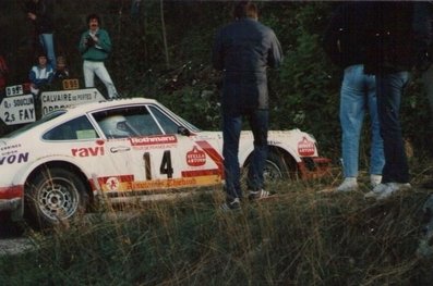 Francis Roussely - Daniel Fallot
42º Tour de France Automobile 1983. Porsche 911 SC (1545 SY 54). Clasificado 13º.

Del 19 al 23 Septiembre, Paris, Nice, Francia.
Superficie: asfalto.

El Rally tenia un total de 2800.00 km de los que 630.00 km divididos en 3 etapas y 32 tramos eran especiales (uno de ellos fue cancelado SS27 Col du Noyer).

Tomaron la salida 84 equipos, finalizaron 37.@
Palabras clave: Porsche;Tour_France_Automobile;1983