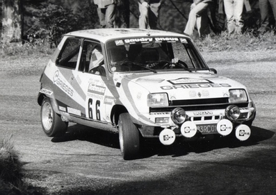 Jacky Gambin - Mirian Giroud
42º Tour de France Automobile 1983. Renault 5 Alpine. Clasificado 15º.

Del 19 al 23 Septiembre, Paris, Nice, Francia.
Superficie: asfalto.

El Rally tenia un total de 2800.00 km de los que 630.00 km divididos en 3 etapas y 32 tramos eran especiales (uno de ellos fue cancelado SS27 Col du Noyer).

Tomaron la salida 84 equipos, finalizaron 37.@
Palabras clave: Renault;Alpine;Tour_France_Automobile;1983