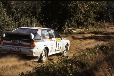 Michèle Mouton - Fabrizia Pons
33º 1000 Lakes Rally 1983. Audi Quattro A2 (IN-NL 67). Clasificada  16º.

Del 26 al 28 de Agosto, Jyväskylä, Finlandia.
Superficie: tierra.

El Rally tenia un total de 1461.00 km de los que 472.63 km divididos en 50 tramos, eran especiales.

Se inscribieron 180 equipos, tomaron la salida 174, finalizaron 71.@
Palabras clave: Micele_Mouton;Audi;Quattro;Grupo_B;Finlandia;1983