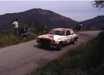Auguste Turiani (Tchine)- Pierre Thimonier
27º Tour de Corse - Rallye de France 1983. Opel Ascona B. Clasificado 17º.

Del 5 al 7 de Mayo, Ajaccio, Córcega, Francia.
Superficie: asfalto.

El Rally tenia un total de 1715.10 km de los que 1066.10 km divididos en 32 tramos eran especiales.

Tomaron la salida 178 equipos, finalizaron 57.@
Palabras clave: Opel;Ascona;Corse;Corcega;1983