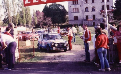 Jean-Marc Sechi - Jean-Luc Mondoloni
27º Tour de Corse - Rallye de France 1983. Autobianchi A112 Abarth. Clasificado 57º.

Del 5 al 7 de Mayo, Ajaccio, Córcega, Francia.
Superficie: asfalto.

El Rally tenia un total de 1715.10 km de los que 1066.10 km divididos en 32 tramos eran especiales.

Tomaron la salida 178 equipos, finalizaron 57.@
Palabras clave: Autobianchi;Corse;Corcega;1983