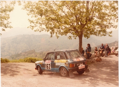 Jean-Marc Sechi - Jean-Luc Mondoloni
27º Tour de Corse - Rallye de France 1983. Autobianchi A112 Abarth. Clasificado 57º.

Del 5 al 7 de Mayo, Ajaccio, Córcega, Francia.
Superficie: asfalto.

El Rally tenia un total de 1715.10 km de los que 1066.10 km divididos en 32 tramos eran especiales.

Tomaron la salida 178 equipos, finalizaron 57.@
Palabras clave: Autobianchi;Corse;Corcega;1983