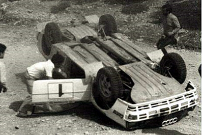 Michèle Mouton - Fabrizia Pons
30º Acrópolis Rally 1983. Audi Quattro A2 (IN-NN 86). Abandonó por accidente vuelco en SS1 Parnis de 42.17 km.

Del 30 de Mayo al 2 de Junio, Atenas, Grecia.
Superficie: tierra.

El Rally tenia un total de 2264 km de los que 843.30 km divididos en 45 tramos eran especiales, (uno de ellos fue cancelado SS22 Tsouka de 6.57 km).

Tomaron la salida 120 equipos, finalizaron 36.

© Costas Vasilogiannis
Foto 1 de 7.
@
Palabras clave: Michele_Mouton;Audi;Quattro;Grupo_B;Grecia;1983;Acropolis;Crash