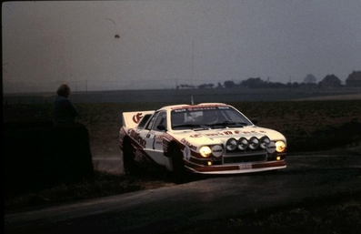 Andrea Zanussi - Paolo Spollon
19º Ypres 24 Horas Rally 1983. Lancia Rally 037 (TO Y75887). Abandonó por motor.

Del 24 al 26 de Junio, Ypres, Bélgica.
Superficie: asfalto.

El Rally tenía 512.00 km cronometrados divididos en dos etapas y 53 tramos especiales.

Tomaron la salida 176 equipos, finalizaron 77.@
Palabras clave: Lancia;Rally;Grupo_B;Ypres;1983
