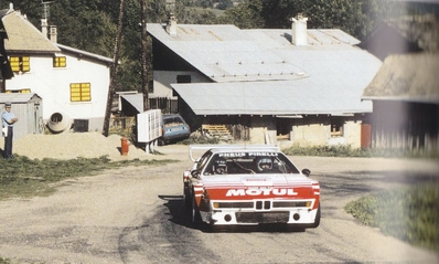 Bernard Béguin - Jean-Jacques Lenne
42º Tour de France Automobile 1983. BMW M1 (4102 QC 78). Abandonó por razones personales en SS24 Les Oches - Col de Menée 2 de 19.00 km.

Del 19 al 23 Septiembre, Paris, Nice, Francia.
Superficie: asfalto.

El Rally tenia un total de 2800.00 km de los que 630.00 km divididos en 3 etapas y 32 tramos eran especiales (uno de ellos fue cancelado SS27 Col du Noyer).

Tomaron la salida 84 equipos, finalizaron 37.@
Palabras clave: BMW;Grupo_B;Tour_France_Automobile;1983