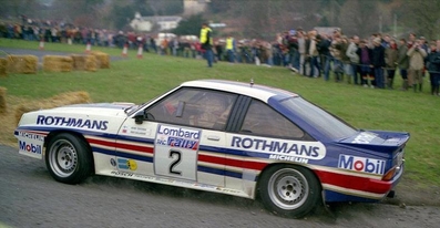 Henri Toivonen - Fred Gallagher
32º Lombard RAC Rally 1983. Opel Manta 400 (GG-CT 310). Abandonó por motor en SS32 Little Grizedale de 10.35 Km.

Del 19 al 22 de Noviembre, Bath, Inglaterra.
Superficie: tierra.

El Rally tenia un total de 2231 km de los que 835.33 km divididos en 59 tramos eran especiales, (2 de ellas fueron canceladas SS22 Wark de 38.14 Km y SS41).

Se inscribieron 139 equipos, tomaron la salida 127, finalizaron 61.@
Palabras clave: Henri_Toivonen;Opel;Manta;Grupo_B;RAC_Rally;Gran_Bretaña;1983