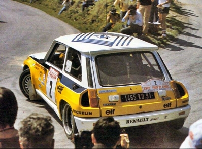 Jean Ragnotti - Jean-Marc Andrié
27º Tour de Corse - Rallye de France 1983. Renault 5 Turbo Tour de Corse (1465 XD 91) Abandonó al chocar con una vaca en SS15 Chiatra - Ponte Nuovo de 64.80 km.

Del 5 al 7 de Mayo, Ajaccio, Córcega, Francia.
Superficie: asfalto.

El Rally tenia un total de 1715.10 km de los que 1066.10 km divididos en 32 tramos eran especiales.

Tomaron la salida 178 equipos, finalizaron 57.@
Palabras clave: ;Renault;Turbo;Corcega;1983;Grupo_B;Corse