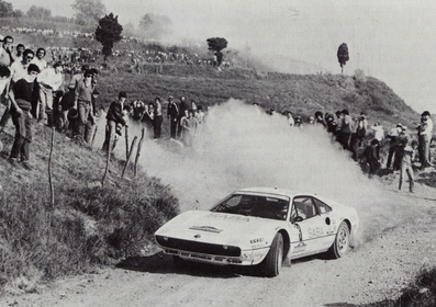Björn Waldegard - Claes Billstam
25º Rally Sanremo 1983. Ferrari 308 GTB (PA 639395). Abandonó por motor en SS25 Pianella 1 de 15.22 km.

Del 2 al 7 de Octubre, Sanremo, Liguria, Imperia, Italia.
Superficie: Asfalto - tierra

El Rally tenia un total de 2695.00 km de los que 775.89 km divididos en 58 tramos, eran especiales.

Se inscribieron 97 equipos, tomaron la salida 97, finalizaron 36.@
Palabras clave: ;Ferrari;Grupo_B;Sanremo;1983;GTB