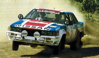 Timo Salonen - Seppo Harjanne
31º Marlboro Safari Rally 1983. Nissan 240RS (KNY59 YA204). Abandonó por motor.

Del 30 de Marzo al 4 de Abril, Nairobi, Kenya, África.
Superficie: tierra.

El Rally tenia un total de 5035 km en los que 1620.95 km se encontraban 26 controles horarios.

Tomaron la salida 78 equipos, finalizaron 22.@
Palabras clave: Timo_Salonen;Nissan;Safari;Grupo_B;1983
