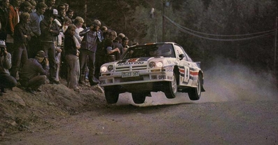 Ari Vatanen - Terry Harryman
33º 1000 Lakes Rally 1983. Opel Manta 400 (GG-CT 361). Abandonó por palier roto en SS35 Renkajarvi de 8.28 Km.

Del 26 al 28 de Agosto, Jyväskylä, Finlandia.
Superficie: tierra.

El Rally tenia un total de 1461.00 km de los que 472.63 km divididos en 50 tramos, eran especiales.

Se inscribieron 180 equipos, tomaron la salida 174, finalizaron 71.@
Palabras clave: ;Opel;Manta;Finlandia;Grupo_B;1983;